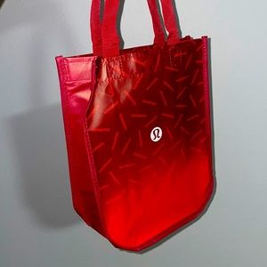 Lulu Lemon shopper